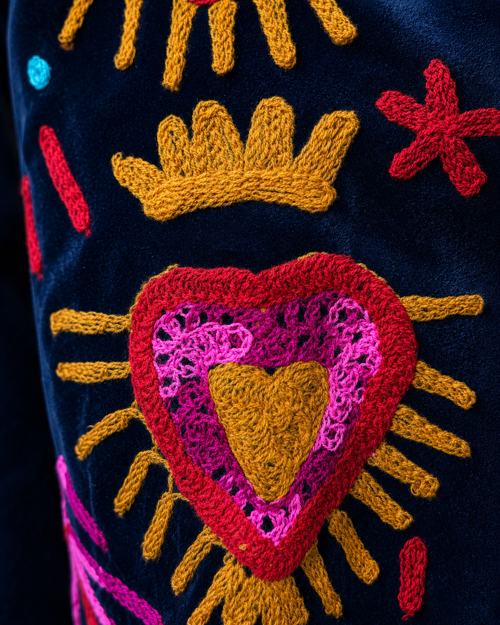 Blazer Suzani Velvet · Corazones Azul Marino