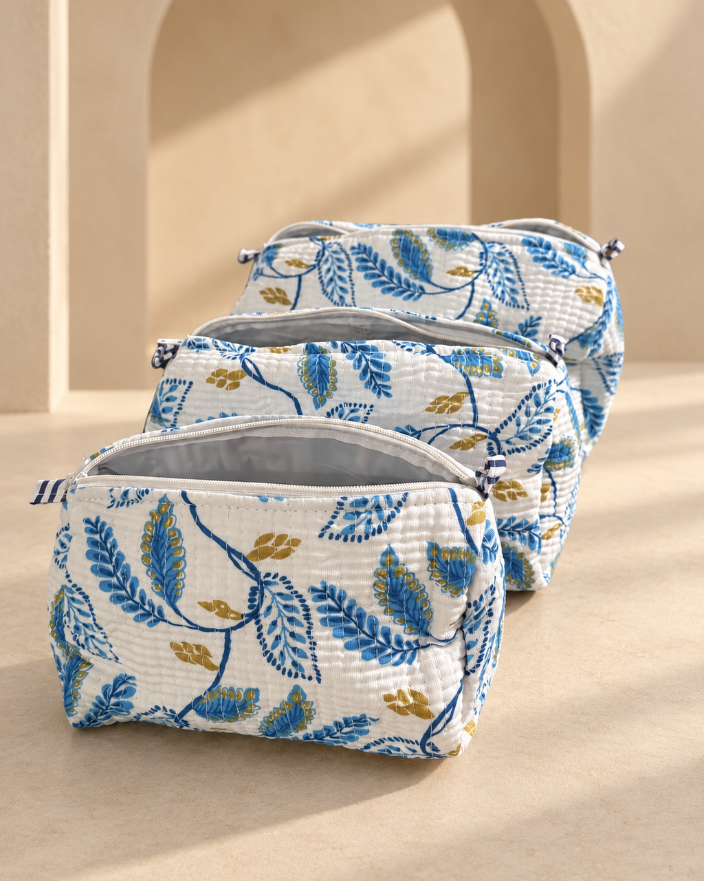 Juego de 3 Cosmetiqueras de Algodón · Azul Botánico