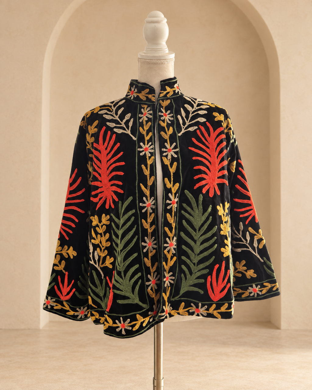 Blazer de Terciopelo Bordado · Negro Botánico