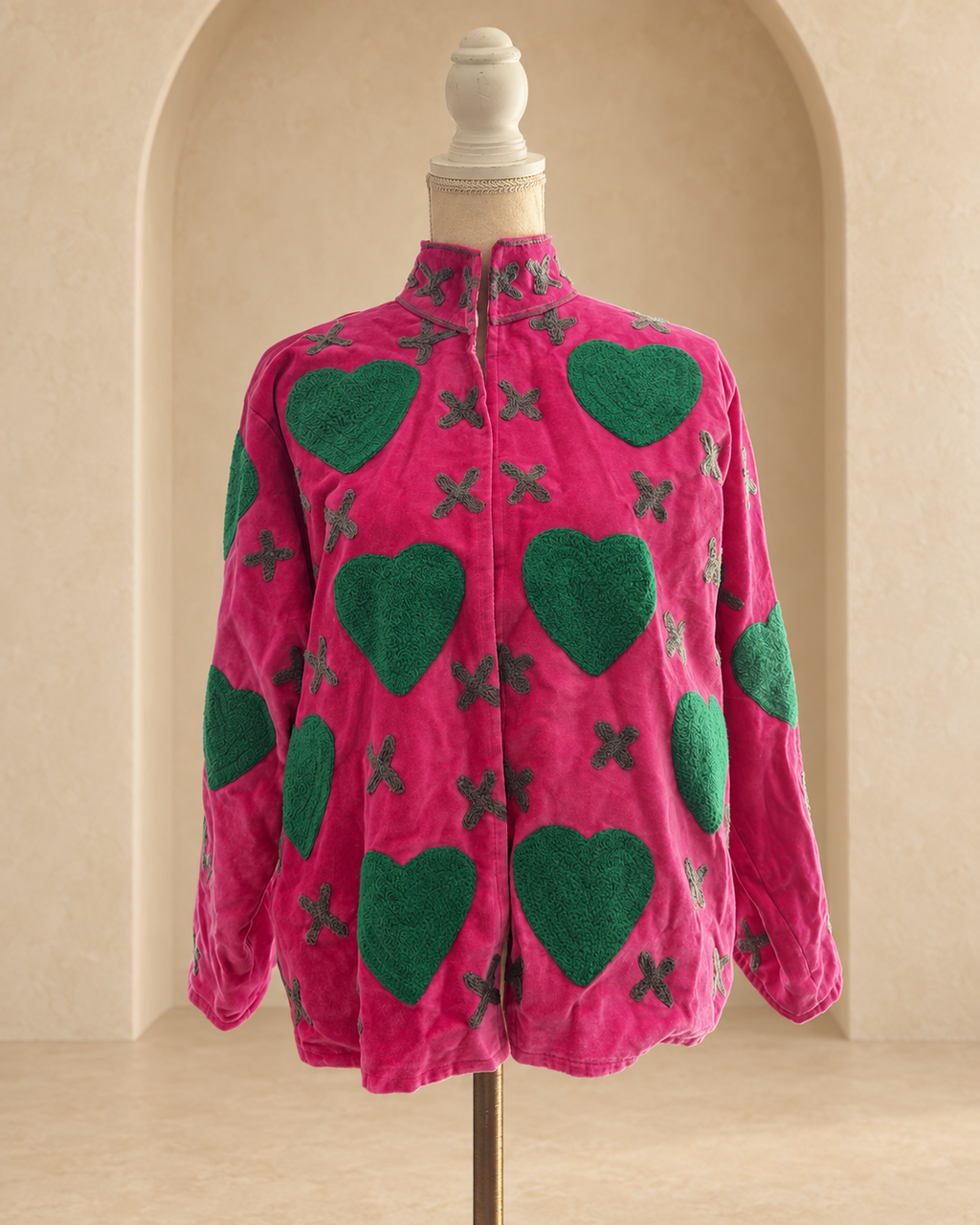 Blazer Suzani Velvet · Corazones Fucsia